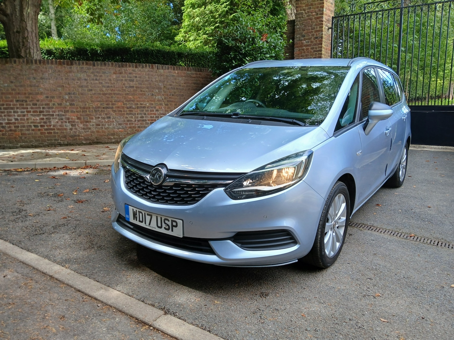 Used Vauxhall Zafira 2017 for sale - 76545513: Photo 3