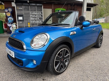 Used MINI Convertible 2011 for sale - 78243070: Photo
