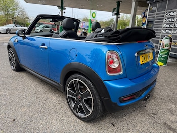 Used MINI Convertible 2011 for sale - 78243070: Photo