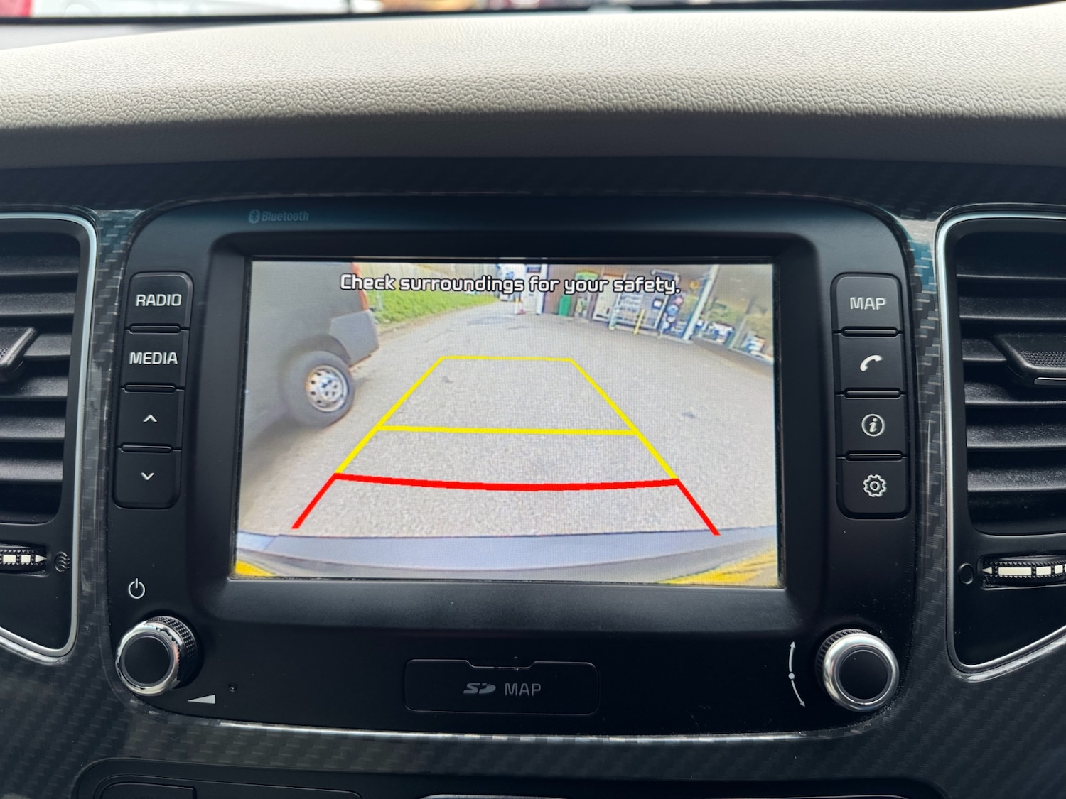 Used Kia Carens 2017 for sale - 78012652: Photo 19