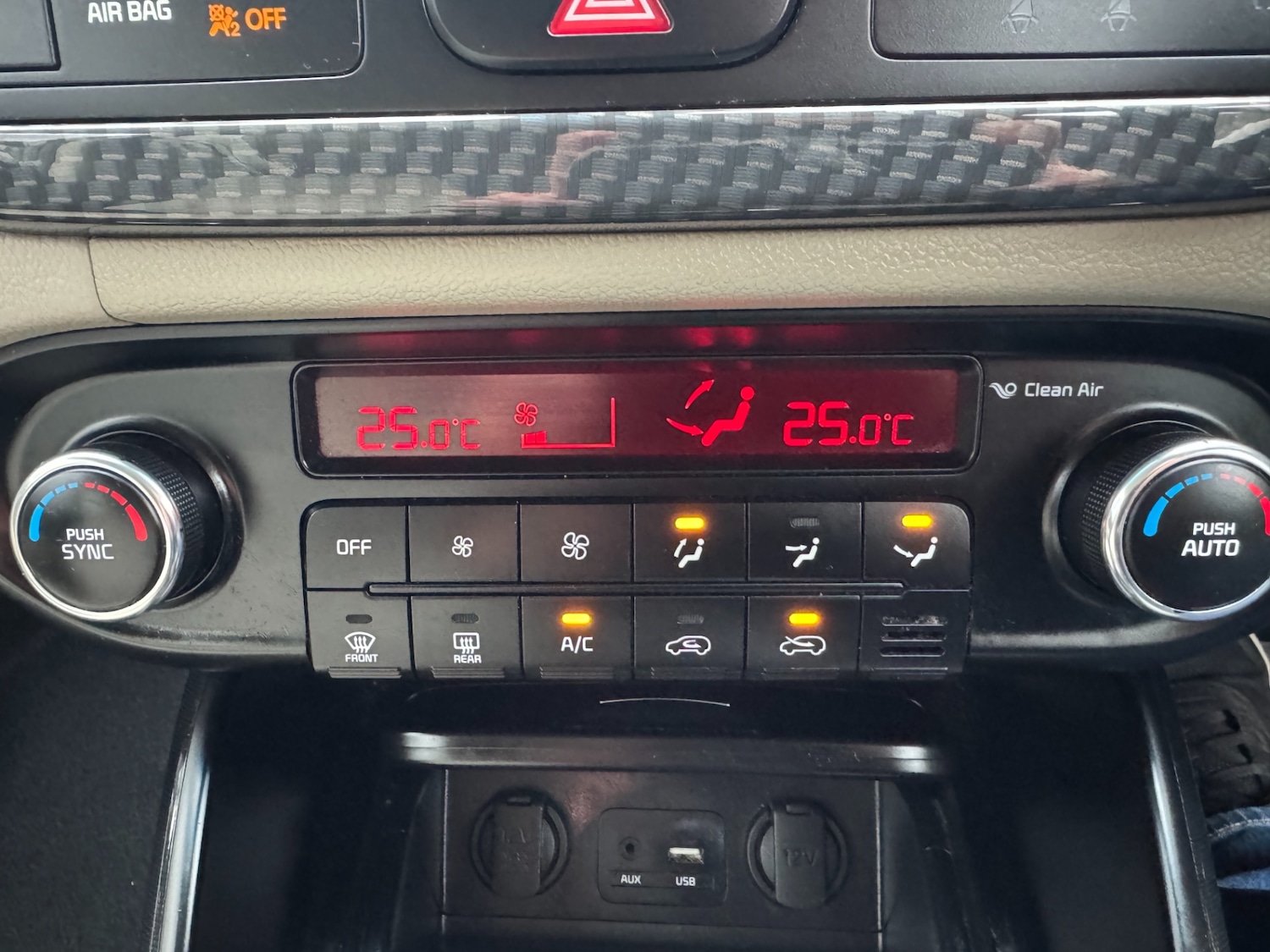 Used Kia Carens 2017 for sale - 78012652: Photo 27