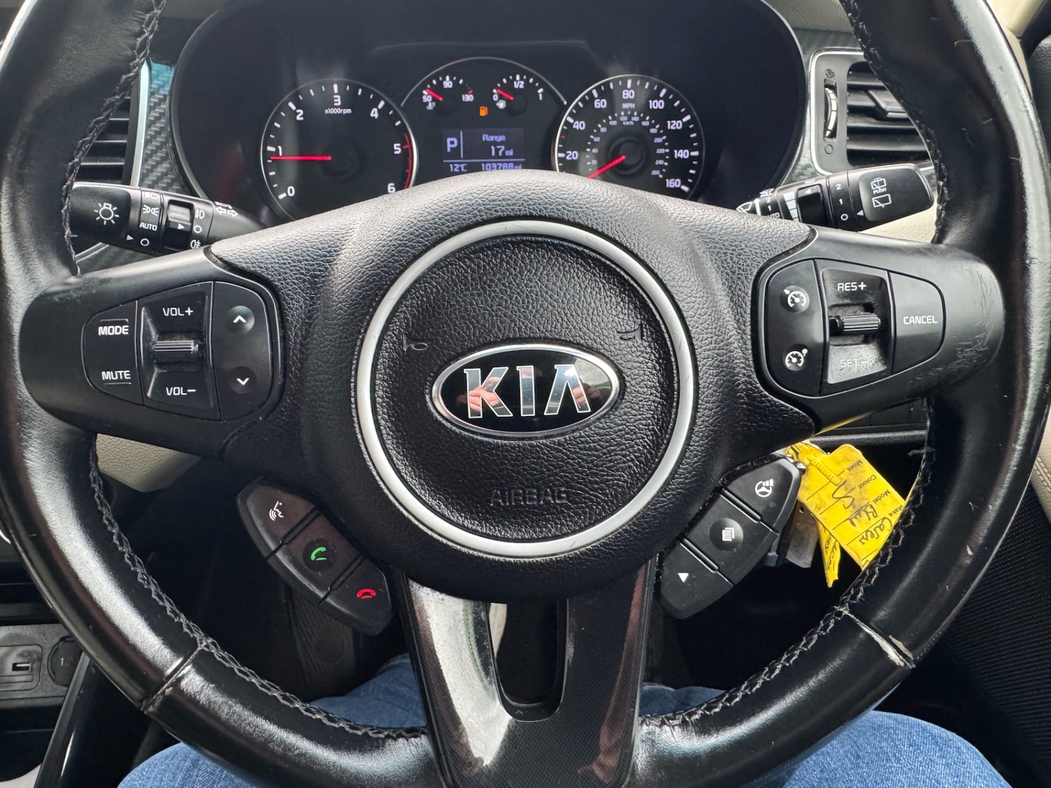 Used Kia Carens 2017 for sale - 78012652: Photo 31