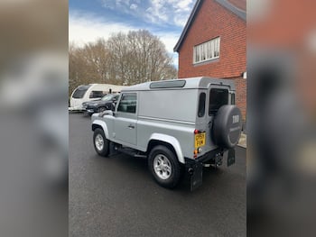 Used Land Rover Defender 2009 for sale - 79724358: Photo