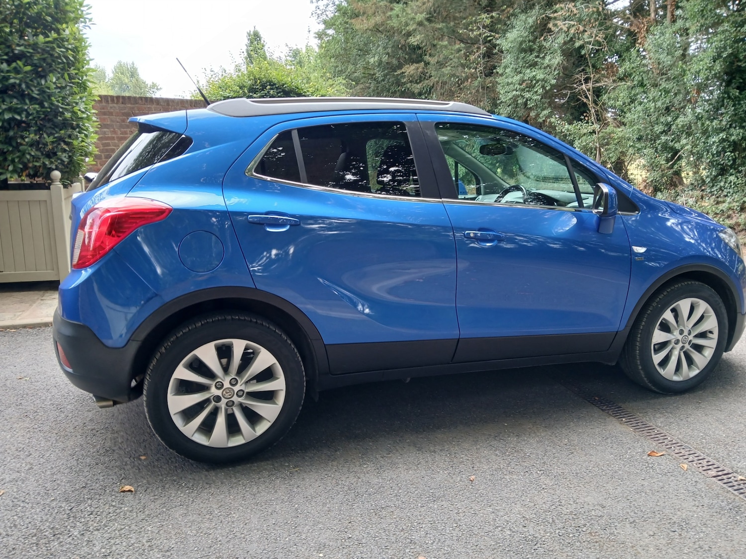 Vehicle 22