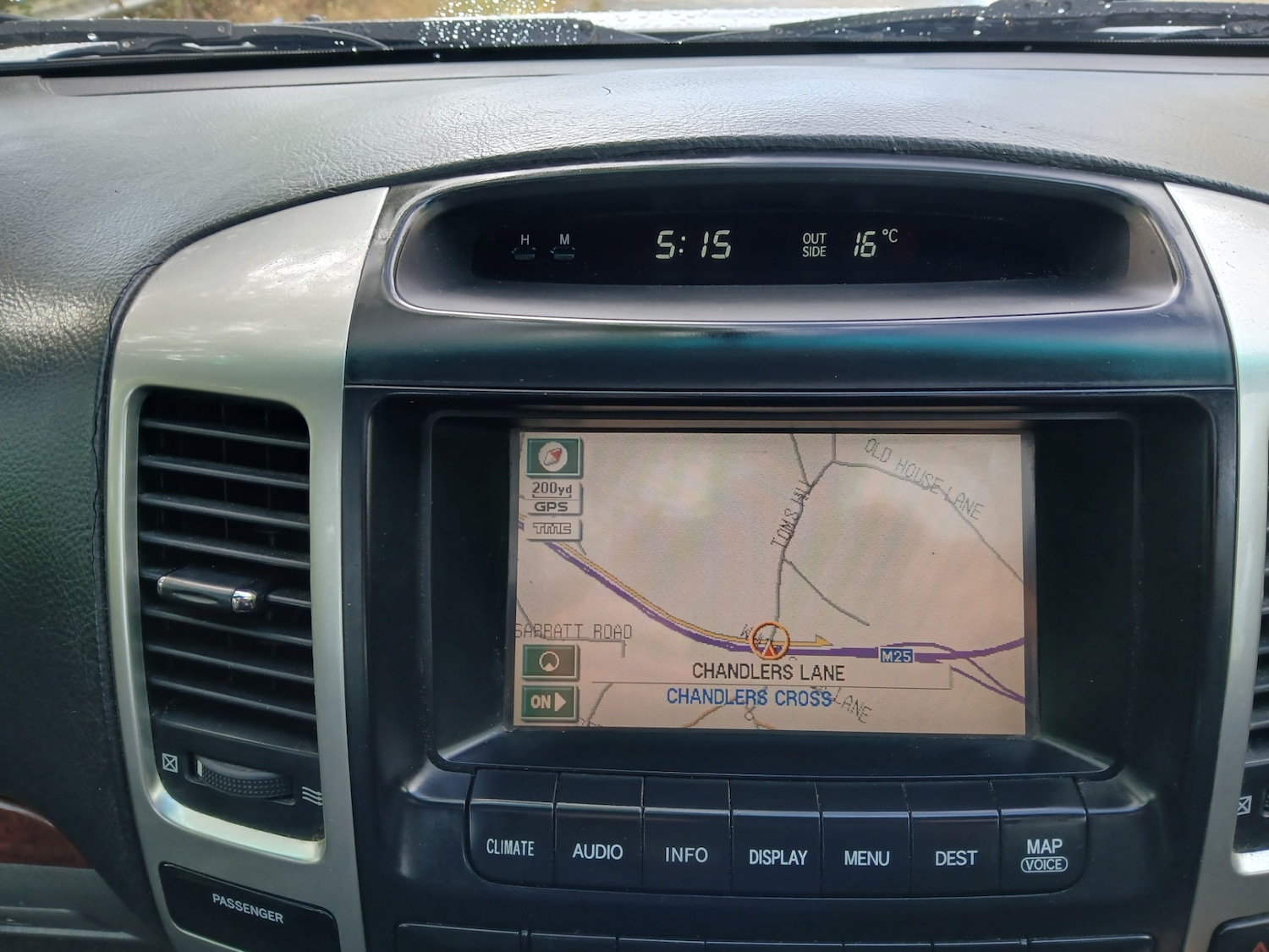 Used Toyota Land Cruiser 2004 for sale - 76546345: Photo 14