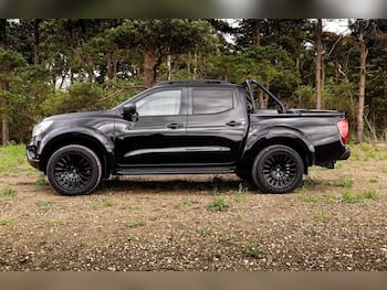 Used Nissan Navara 2017 for sale - 79724731: Photo