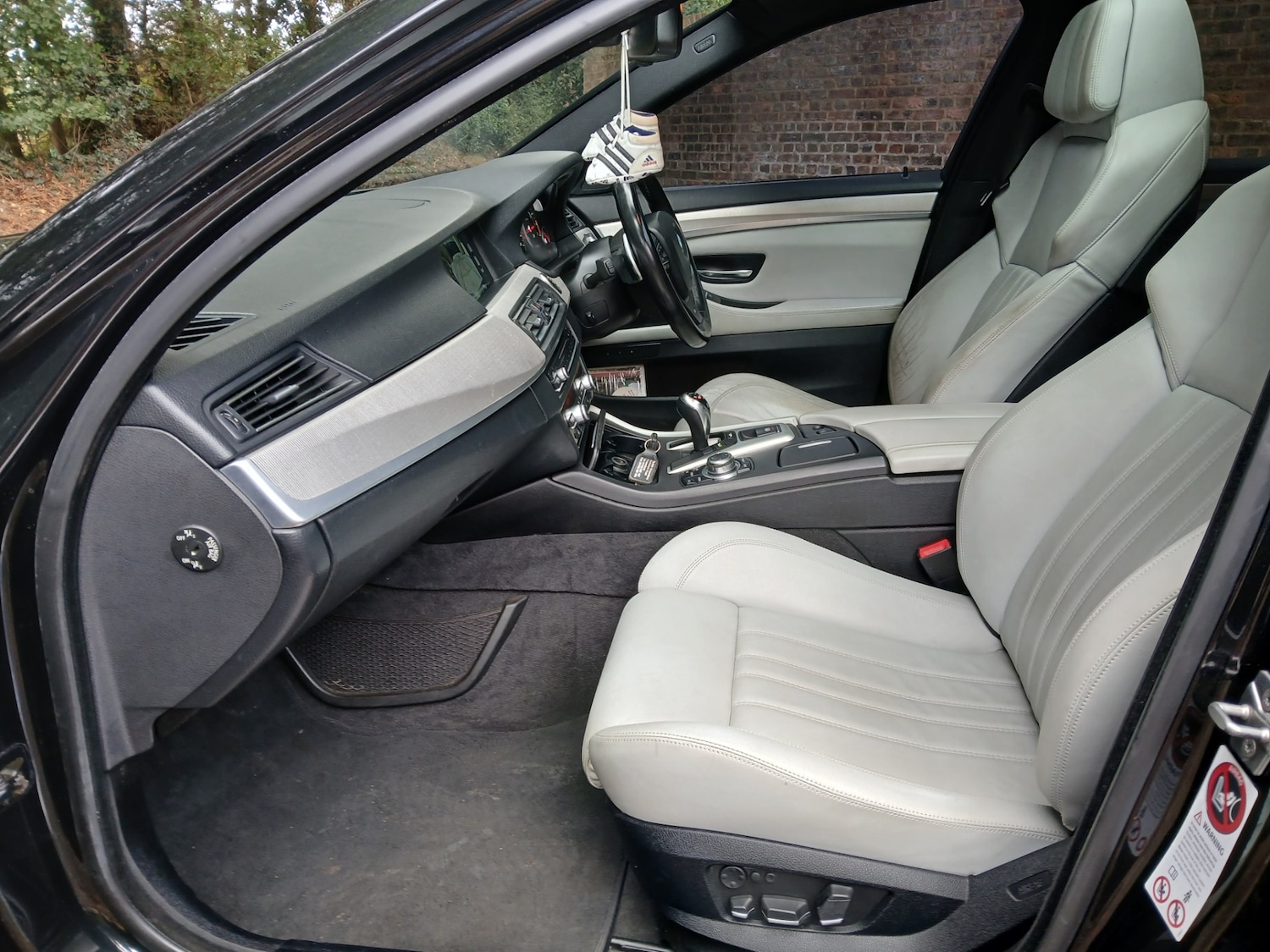 Vehicle 33