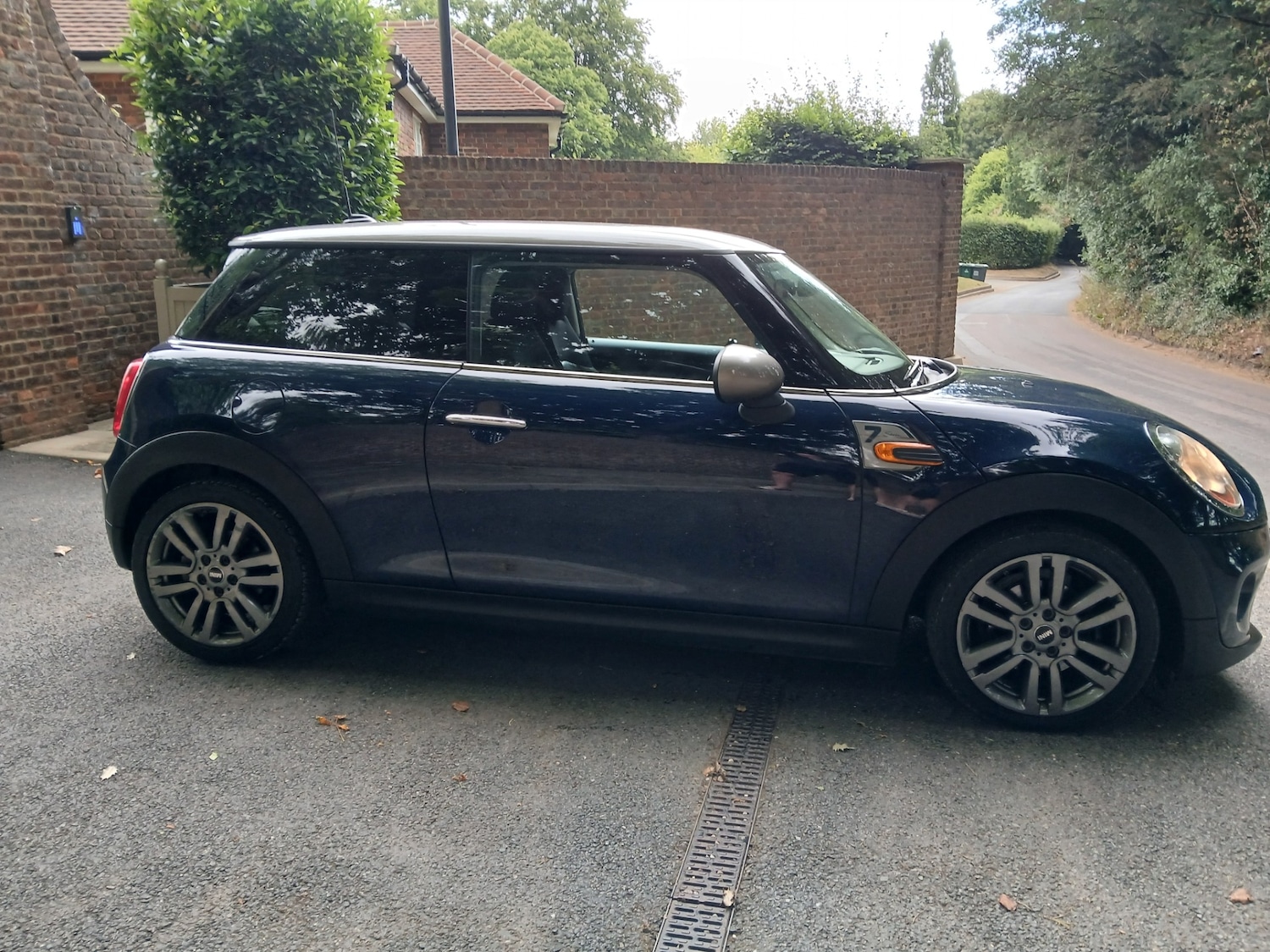 Vehicle 21