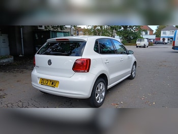 Used Volkswagen Polo 2013 for sale - 75951552: Photo