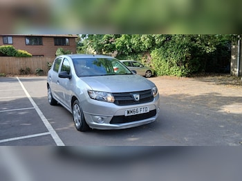 Dacia - Sandero