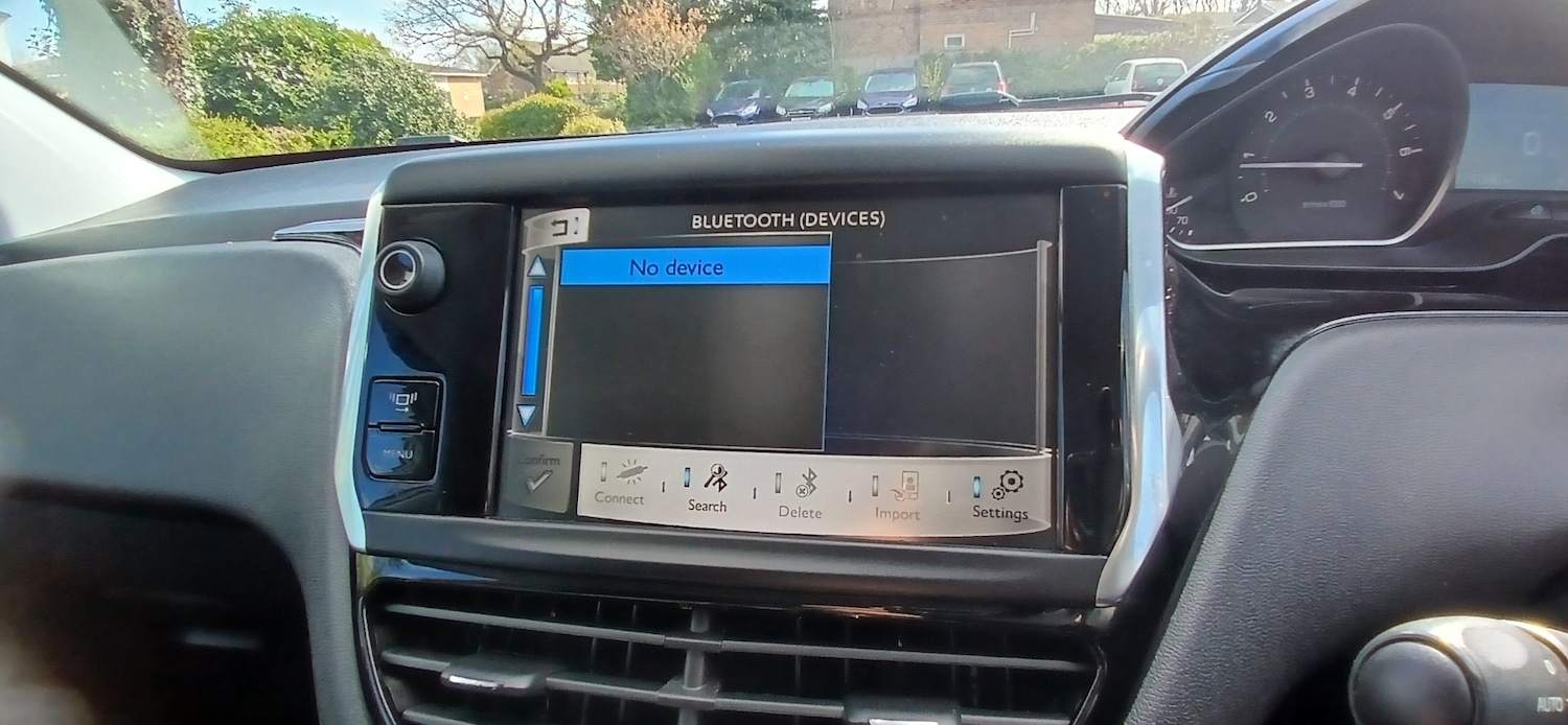 Used Peugeot 208 2014 for sale - 78106031: Photo 11