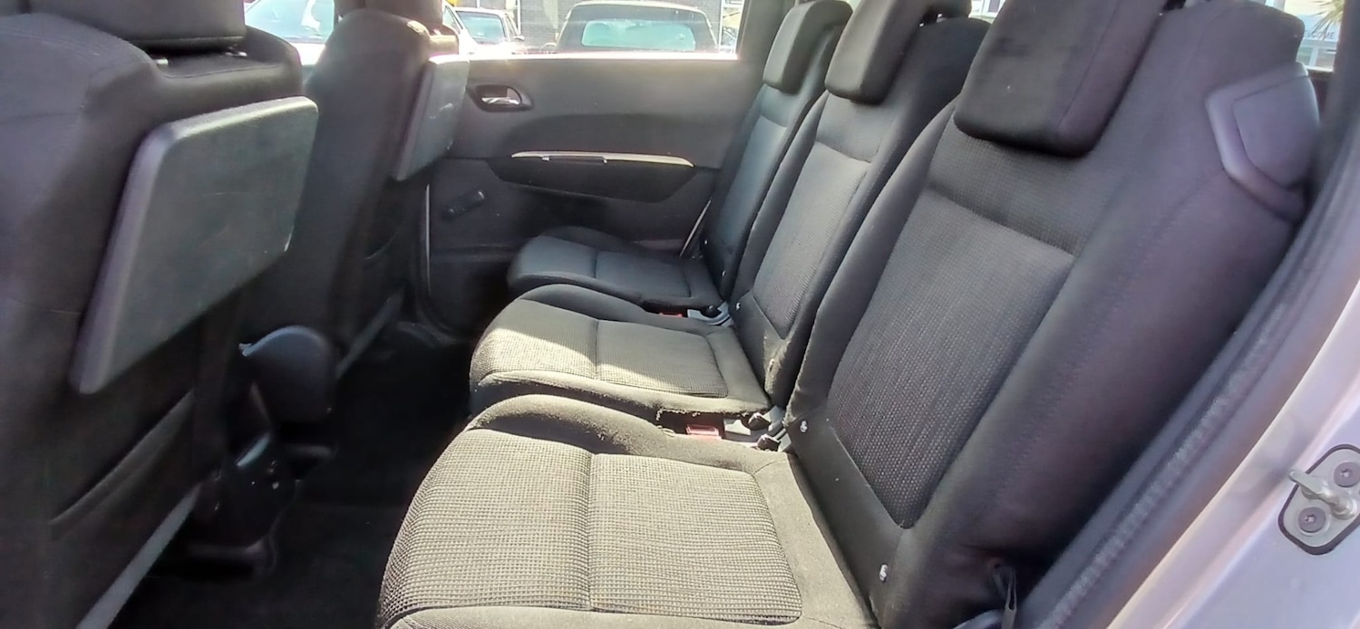 Used Peugeot 5008 2011 for sale - 77663766: Photo 14