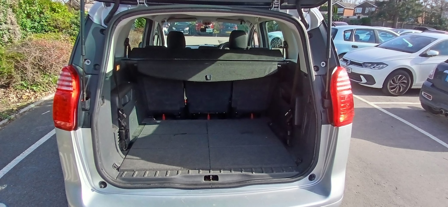 Used Peugeot 5008 2011 for sale - 77663766: Photo 17