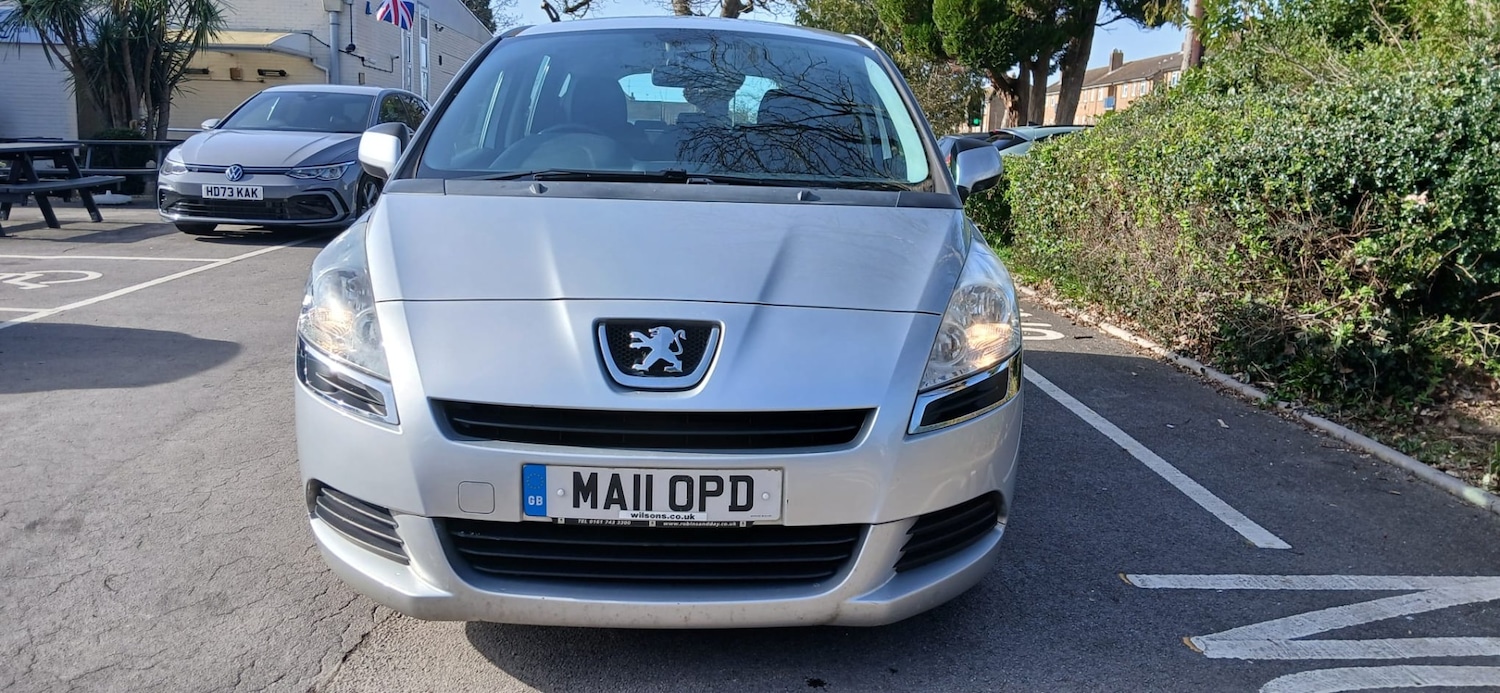 Used Peugeot 5008 2011 for sale - 77663766: Photo 2