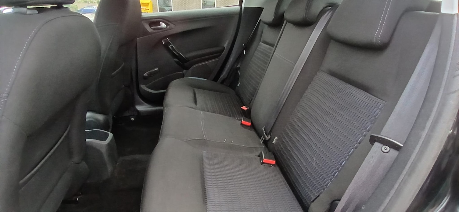 Used Peugeot 208 2014 for sale - 77661972: Photo 14