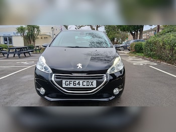 Used Peugeot 208 2014 for sale - 77661972: Photo