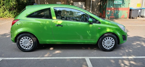 Used Vauxhall Corsa 2012 for sale - 75605101: Photo 6