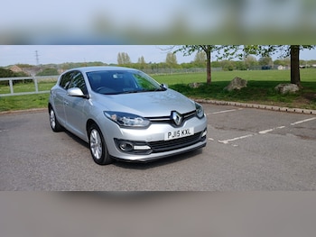 Used Renault Megane 2015 for sale - 78452353: Photo