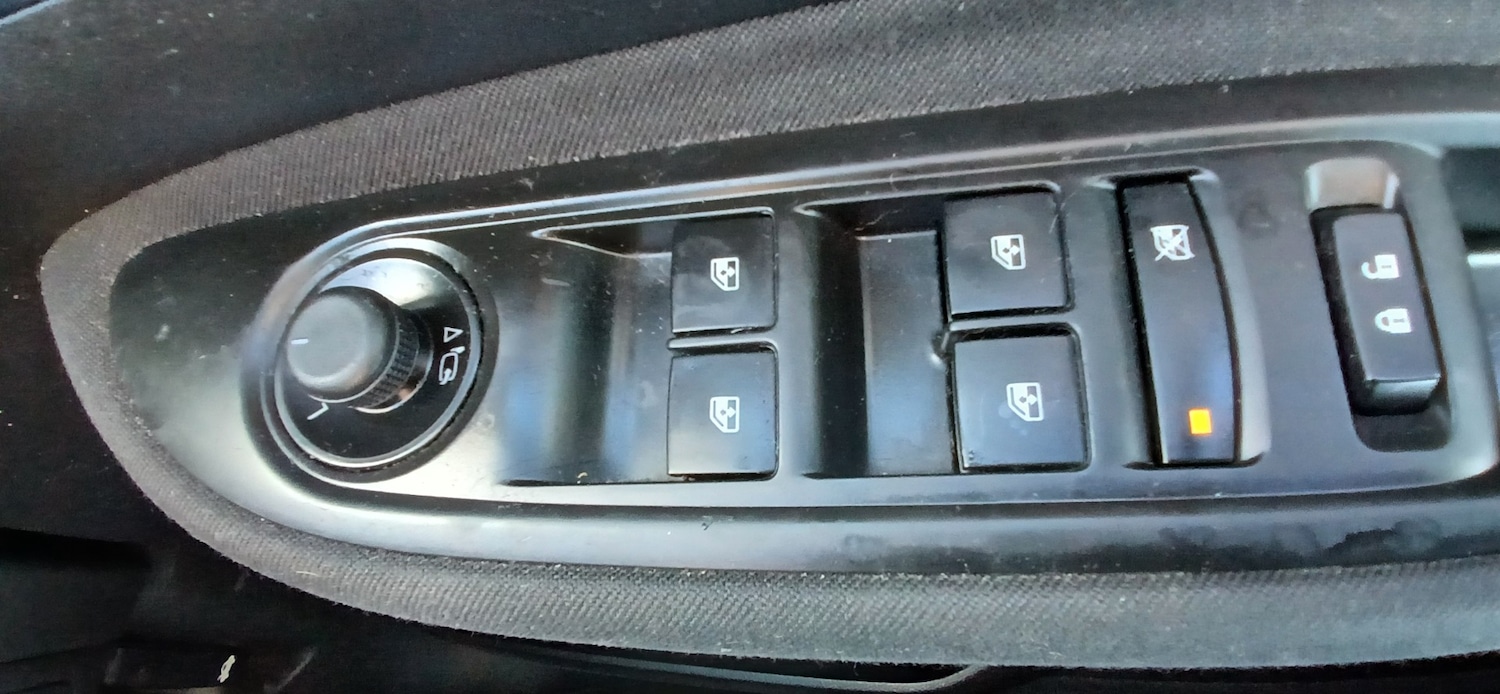 Used Vauxhall Mokka 2015 for sale - 78053267: Photo 13