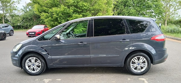 Used Ford S-Max 2012 for sale - 74588171: Photo 2