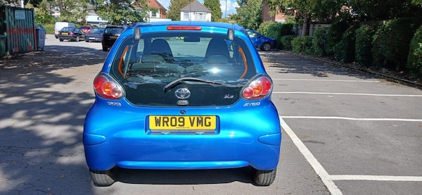 Used Toyota AYGO 2009 for sale - 75945933: Photo 10