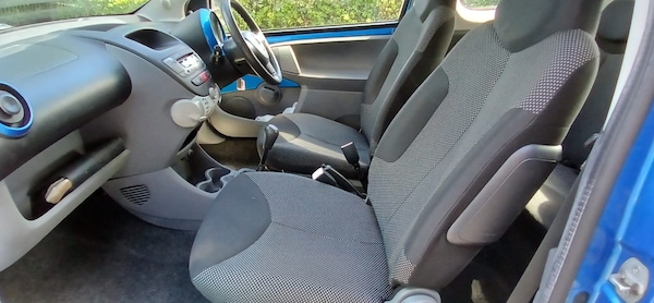 Used Toyota AYGO 2009 for sale - 75945933: Photo 12