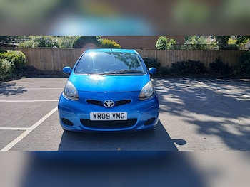Used Toyota AYGO 2009 for sale - 75945933: Photo 4