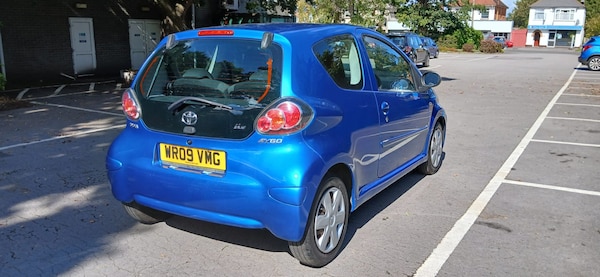 Used Toyota AYGO 2009 for sale - 75945933: Photo 8