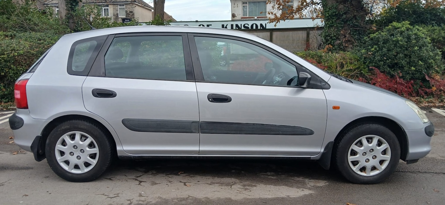 Used Honda Civic 2002 for sale - 76845915: Photo 6