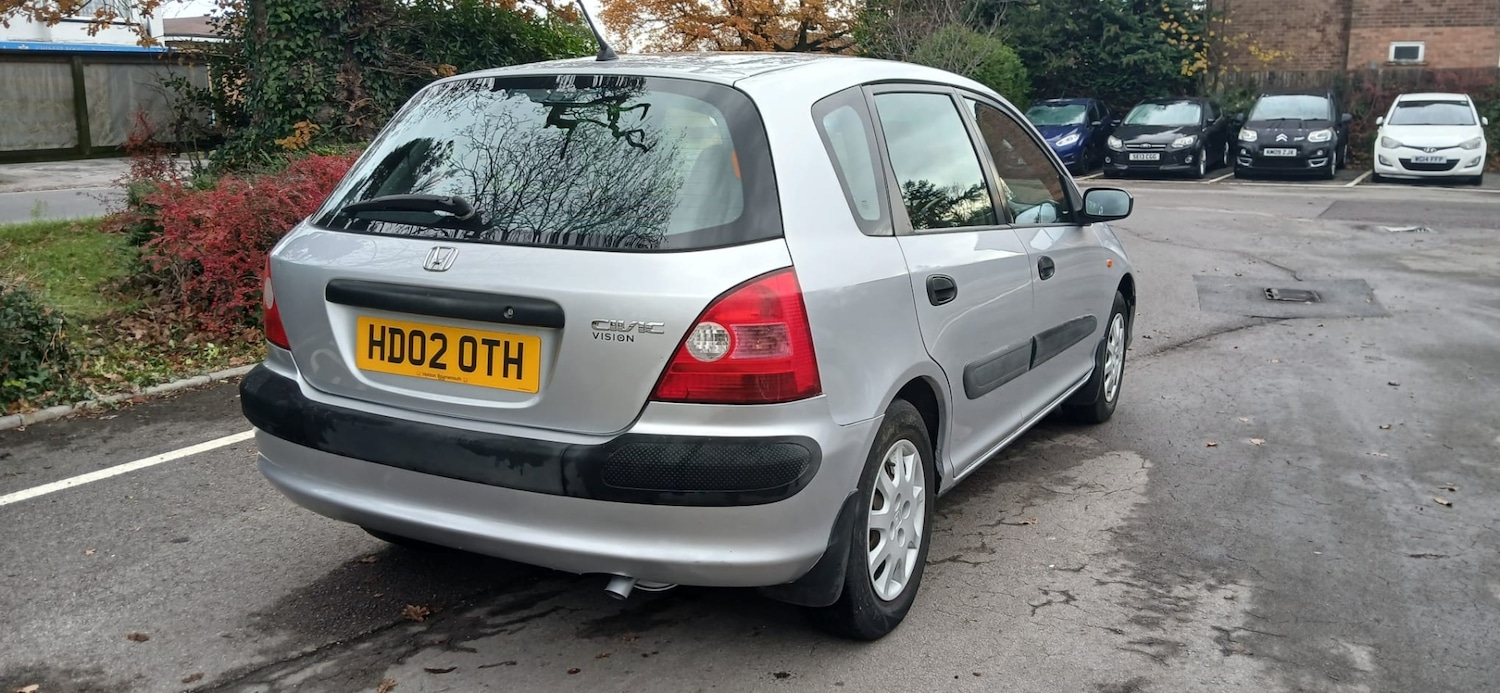 Used Honda Civic 2002 for sale - 76845915: Photo 7