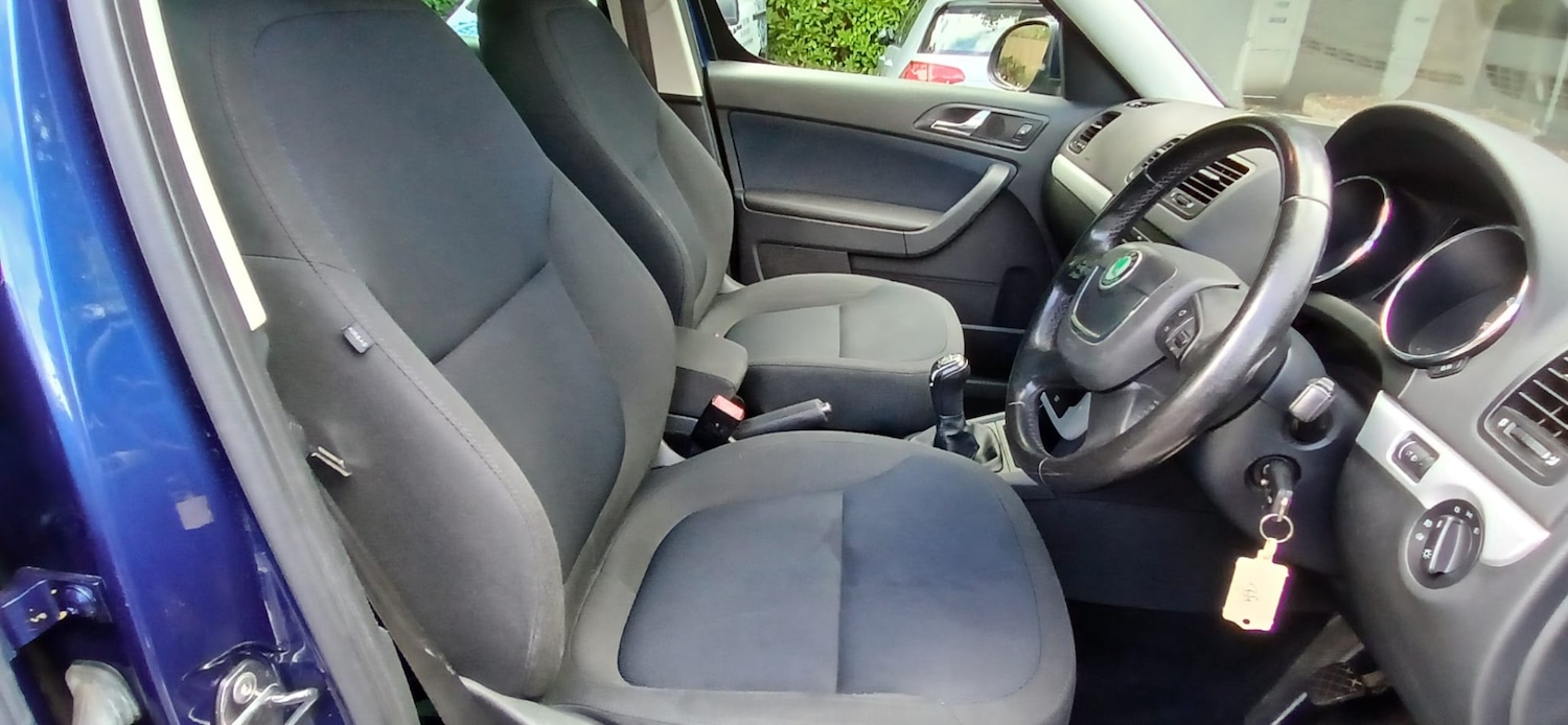 Used Skoda Yeti 2010 for sale - 75737622: Photo 12