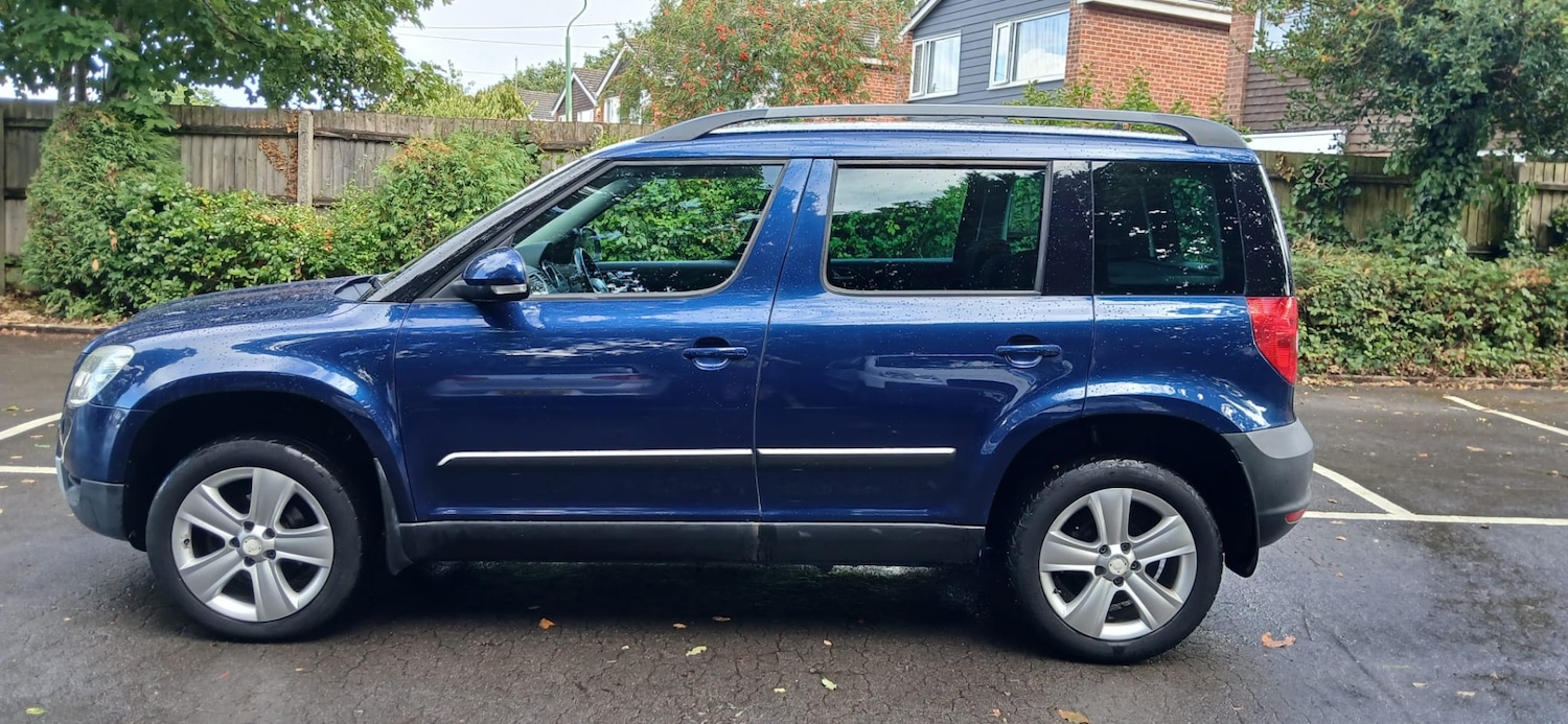 Used Skoda Yeti 2010 for sale - 75737622: Photo 2