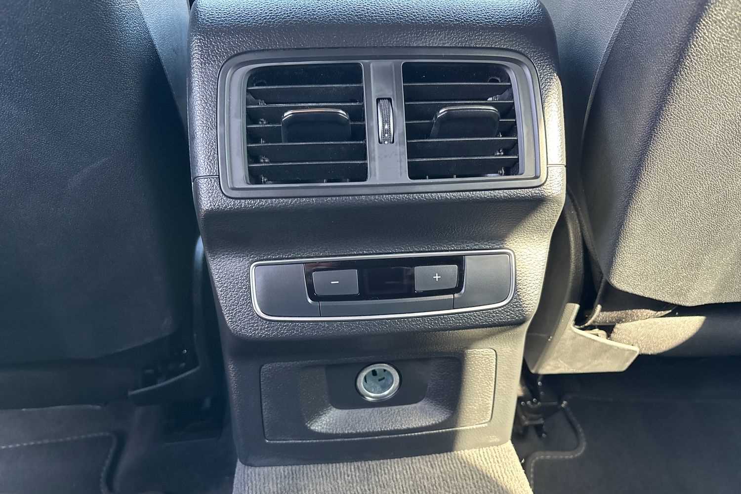 Vehicle 33