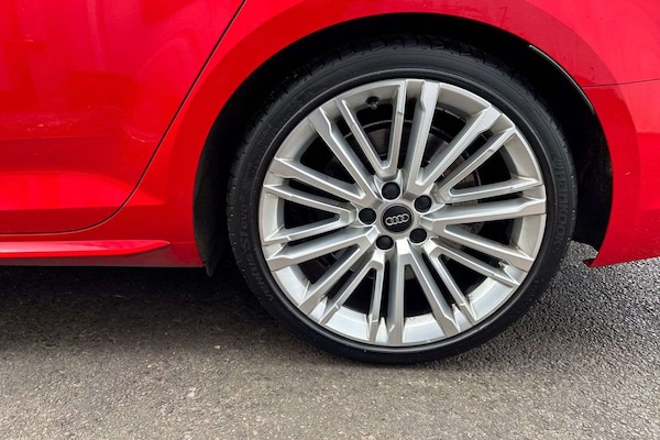 Used Audi A4 2018 for sale - 76141889: Photo 10
