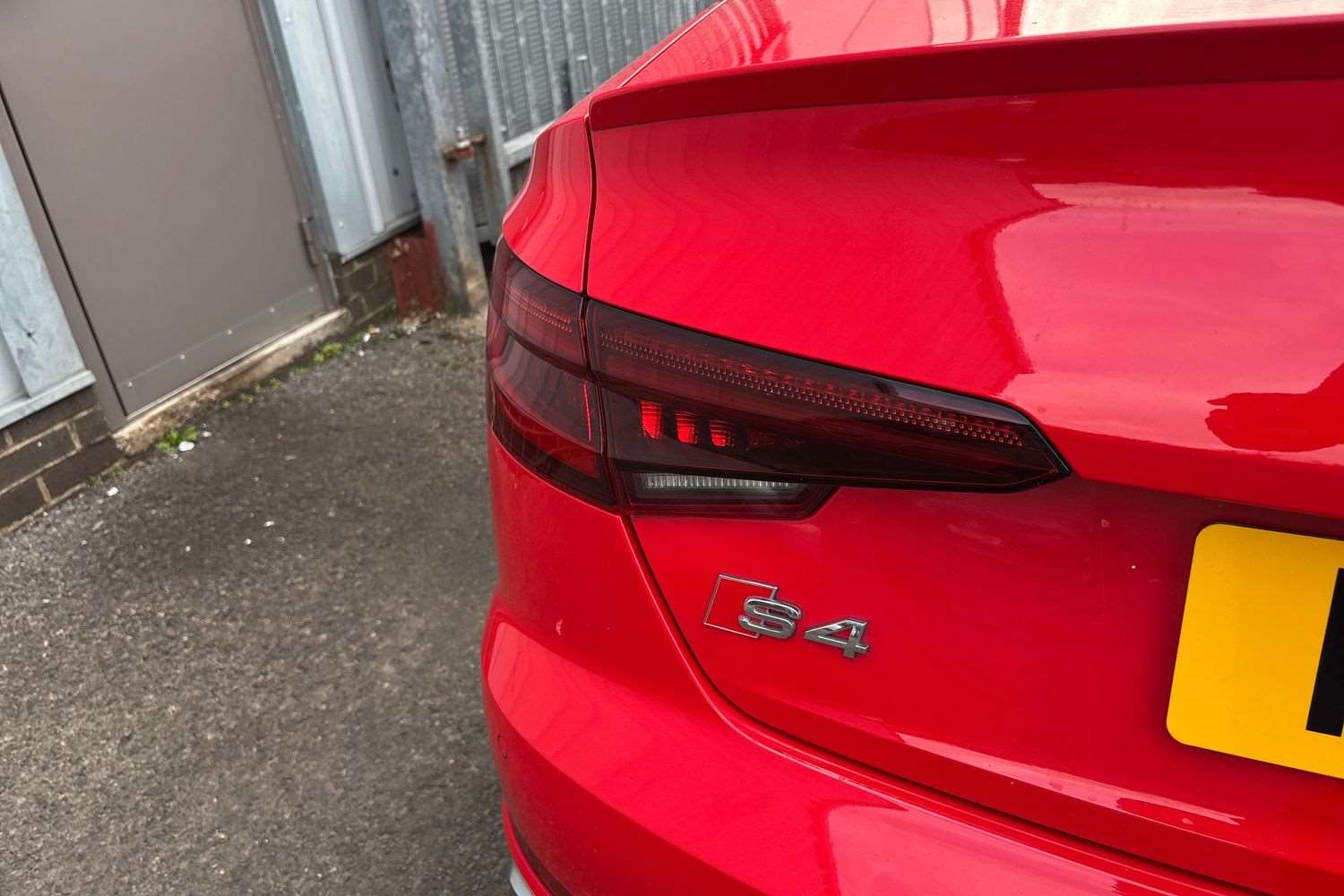 Used Audi A4 2018 for sale - 76141889: Photo 12