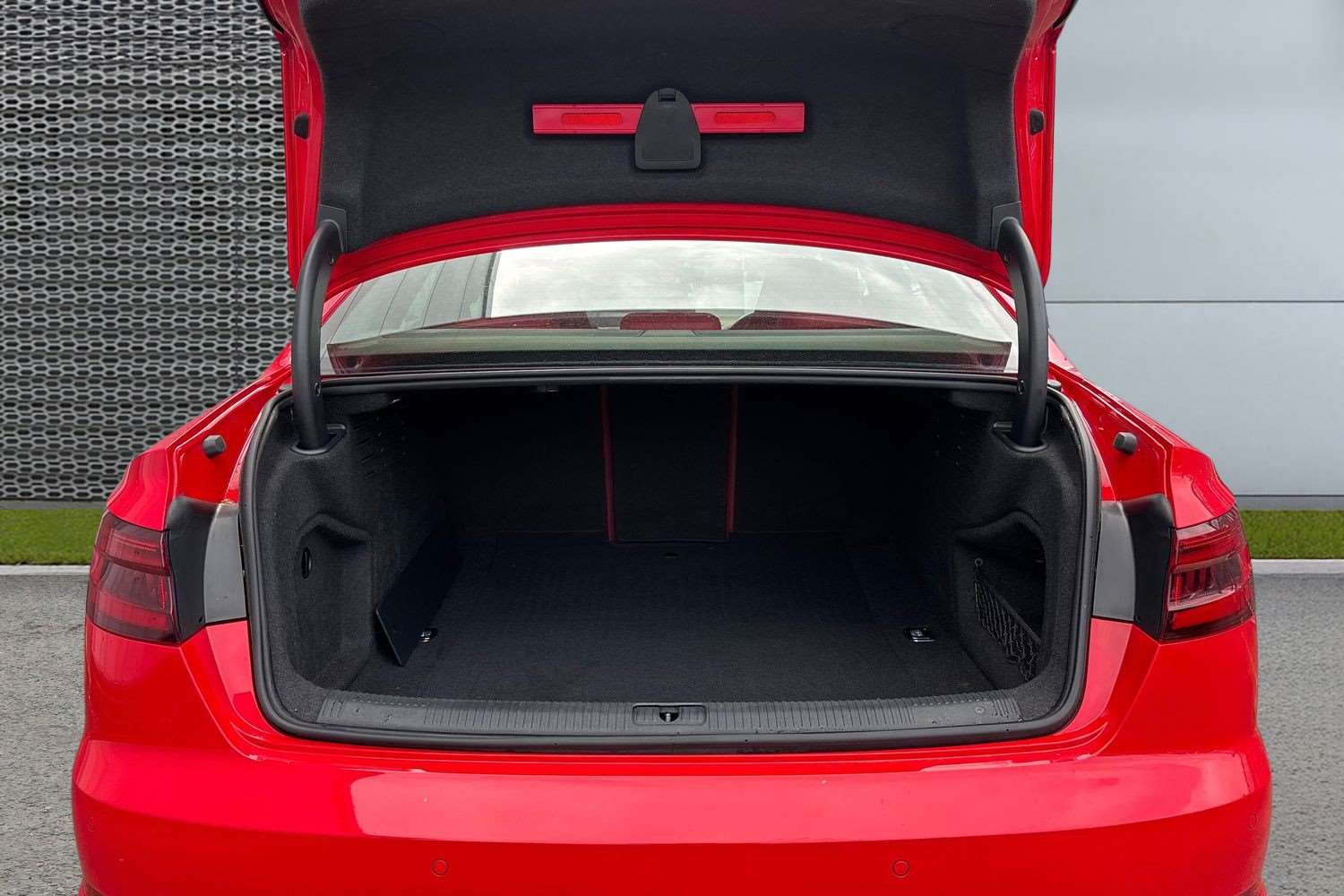 Used Audi A4 2018 for sale - 76141889: Photo 13