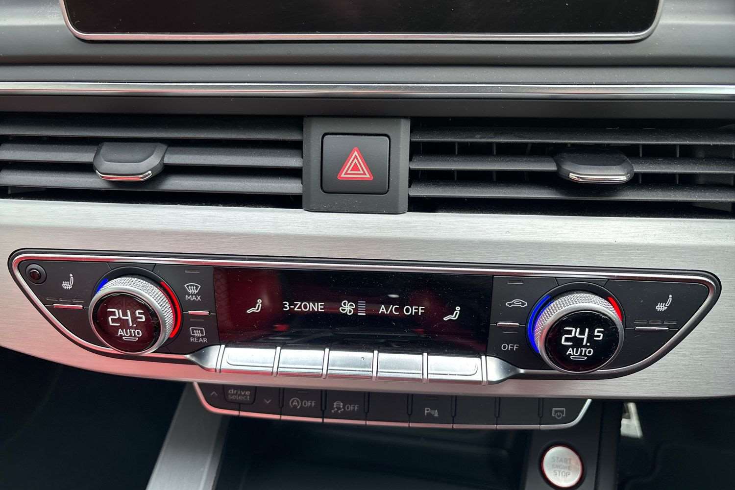 Used Audi A4 2018 for sale - 76141889: Photo 26