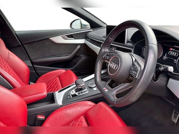 Used Audi A4 2018 for sale - 76141889: Photo