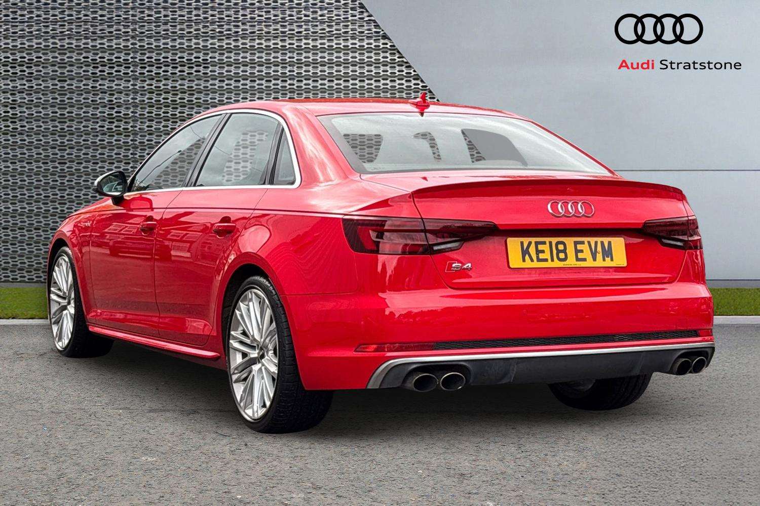 Used Audi A4 2018 for sale - 76141889: Photo 3