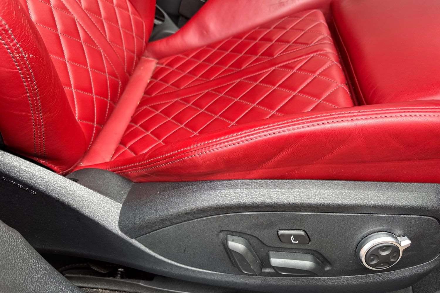 Used Audi A4 2018 for sale - 76141889: Photo 30