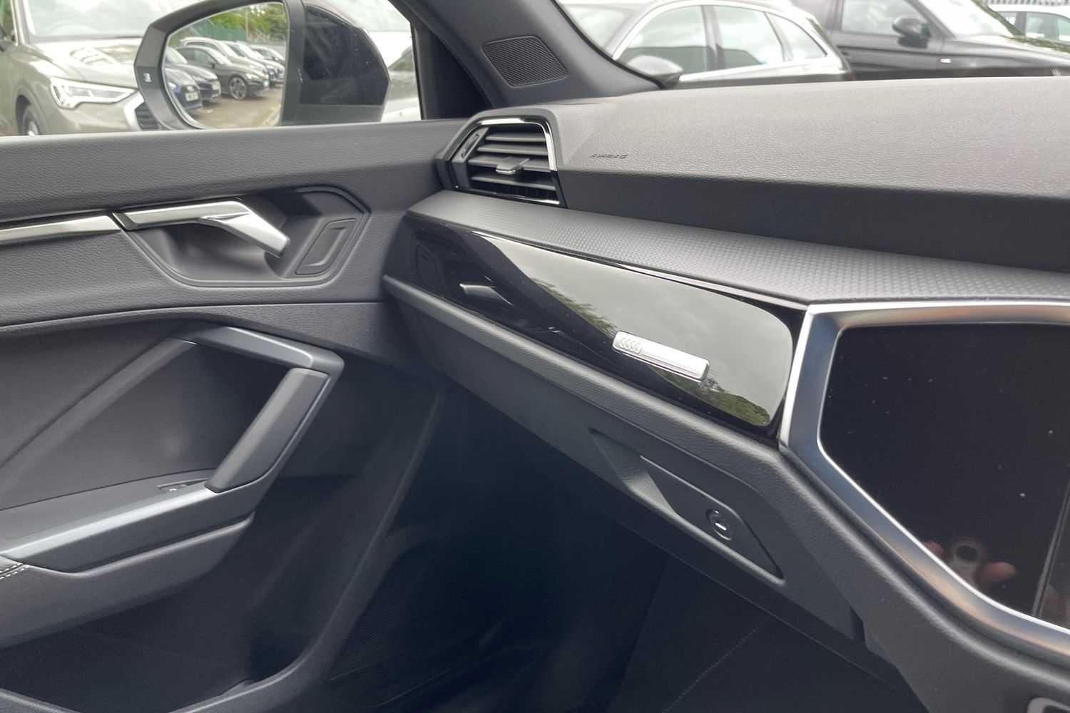 Used Audi Q3 2025 for sale - 76170158: Photo 32