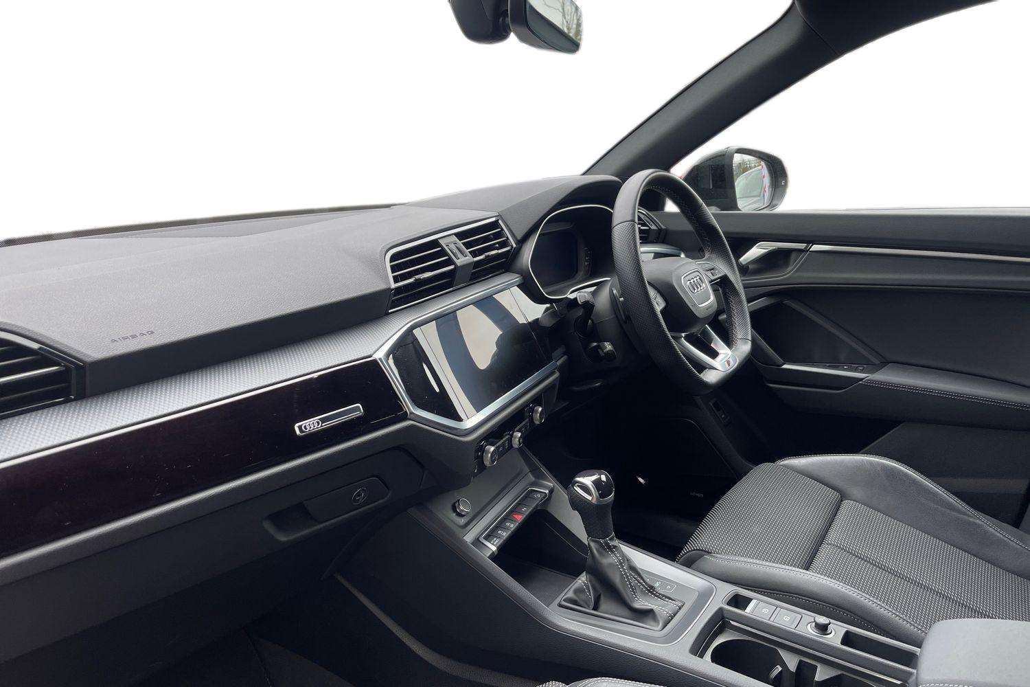 Used Audi Q3 2023 for sale - 78118712: Photo 2