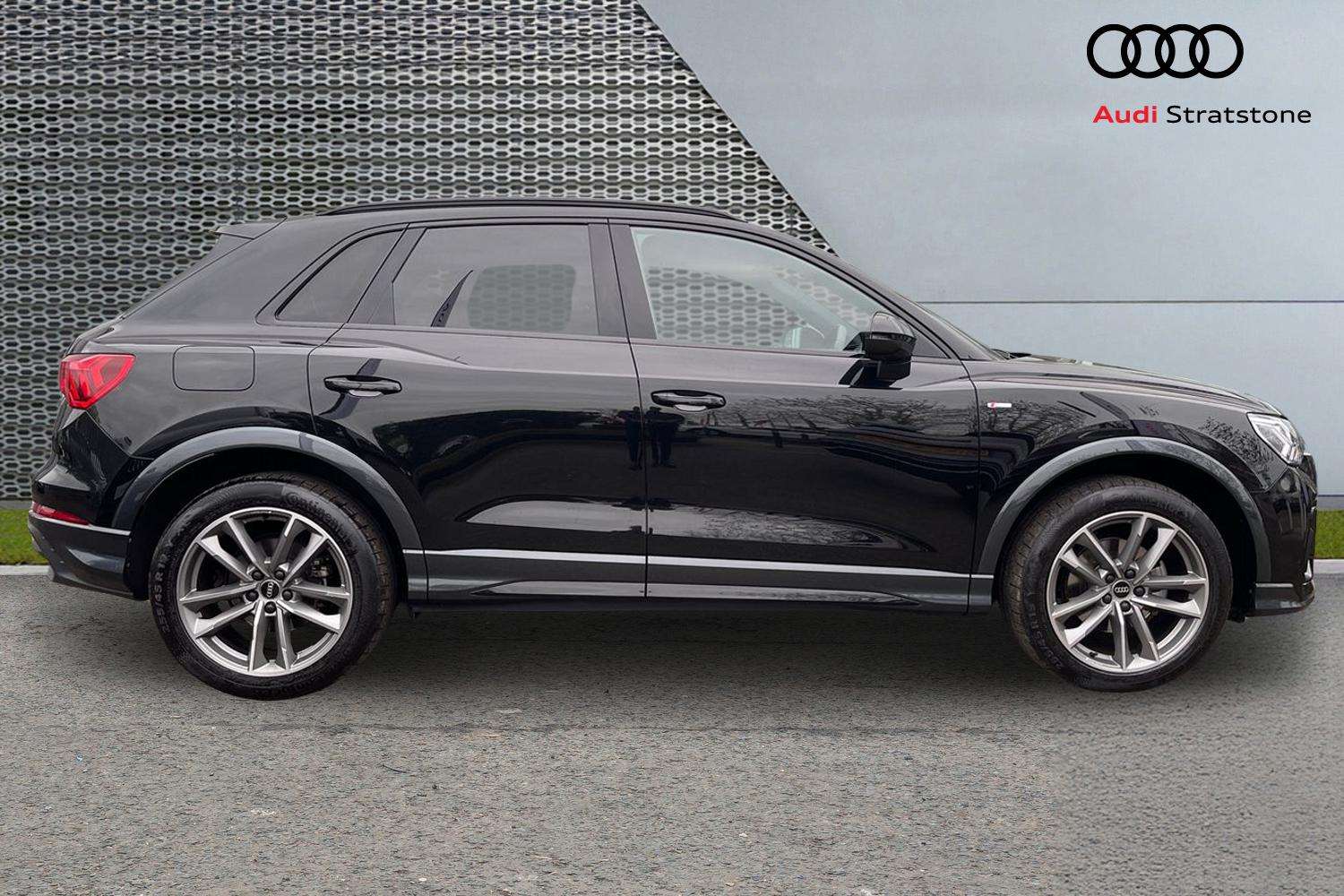 Used Audi Q3 2023 for sale - 78118712: Photo 4