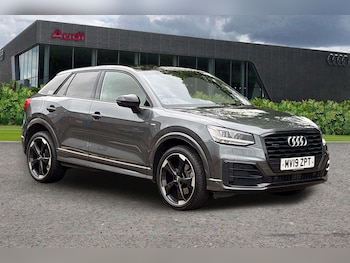 Audi - Q2