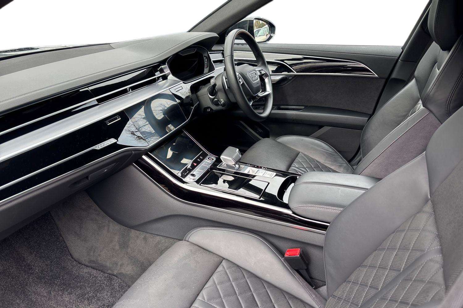 Used Audi A8 2023 for sale - 77674647: Photo 2