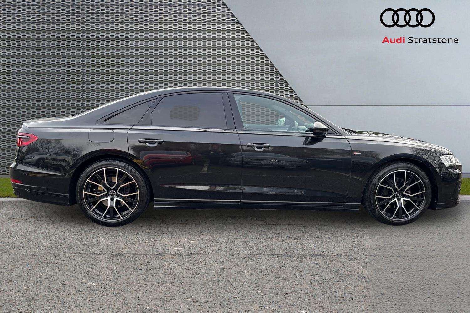 Used Audi A8 2023 for sale - 77674647: Photo 4