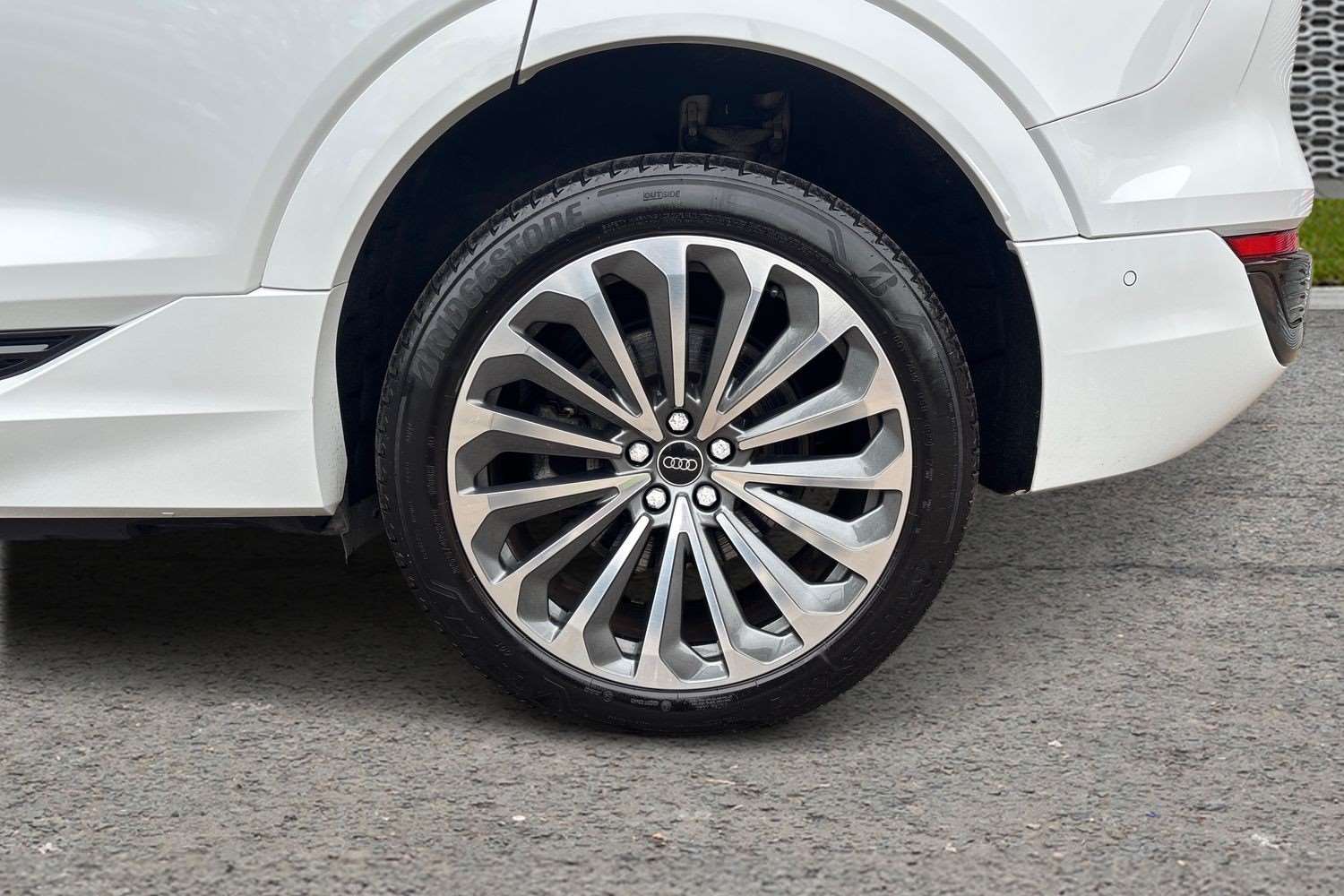 Used Audi Q8 2023 for sale - 78077082: Photo 10