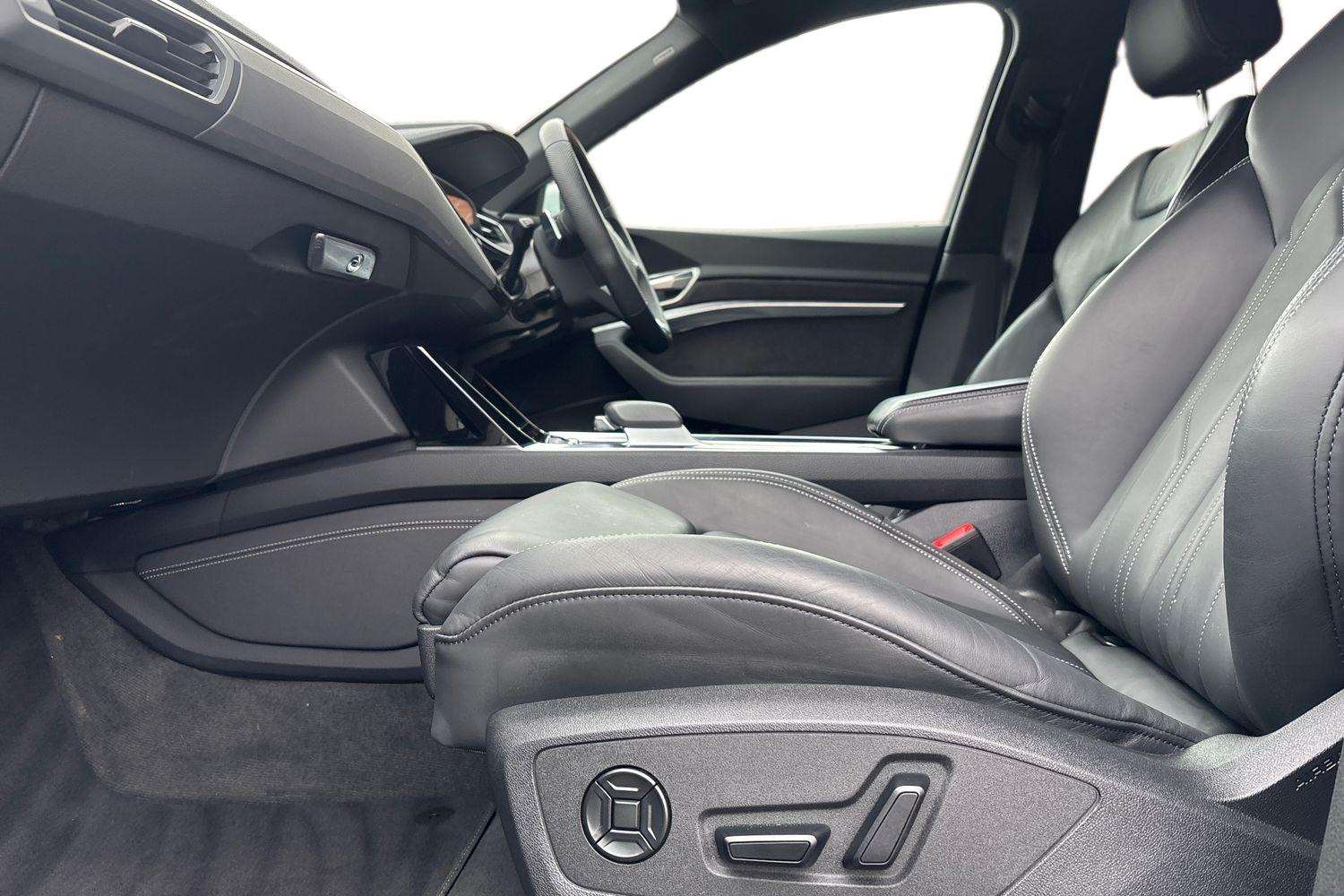 Used Audi Q8 2023 for sale - 78077082: Photo 22