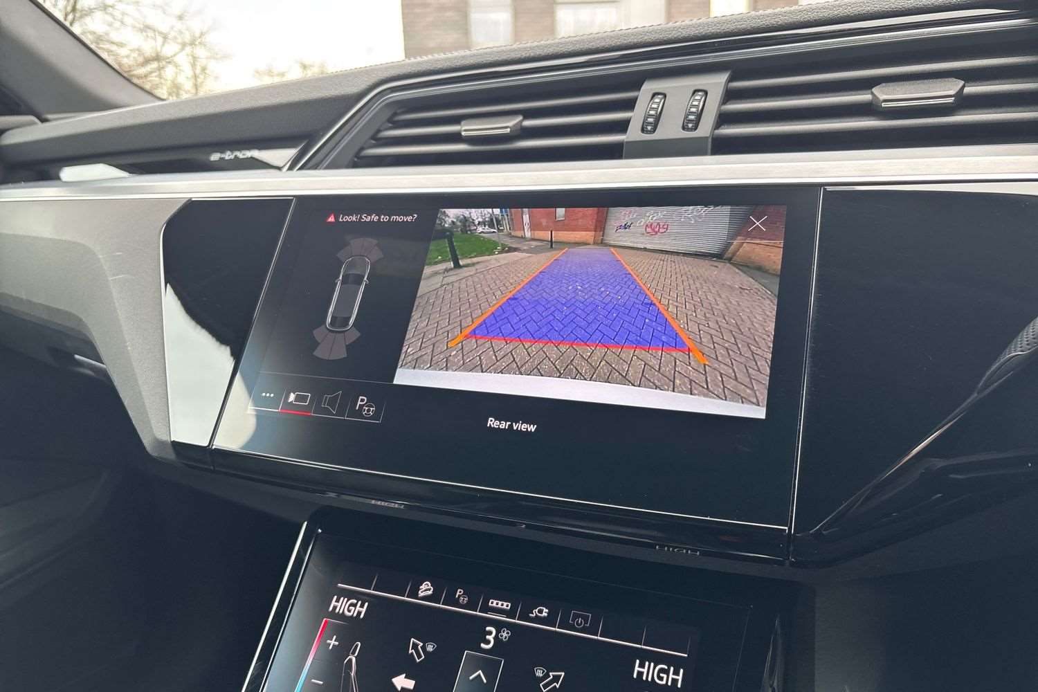 Used Audi Q8 2023 for sale - 78077082: Photo 27