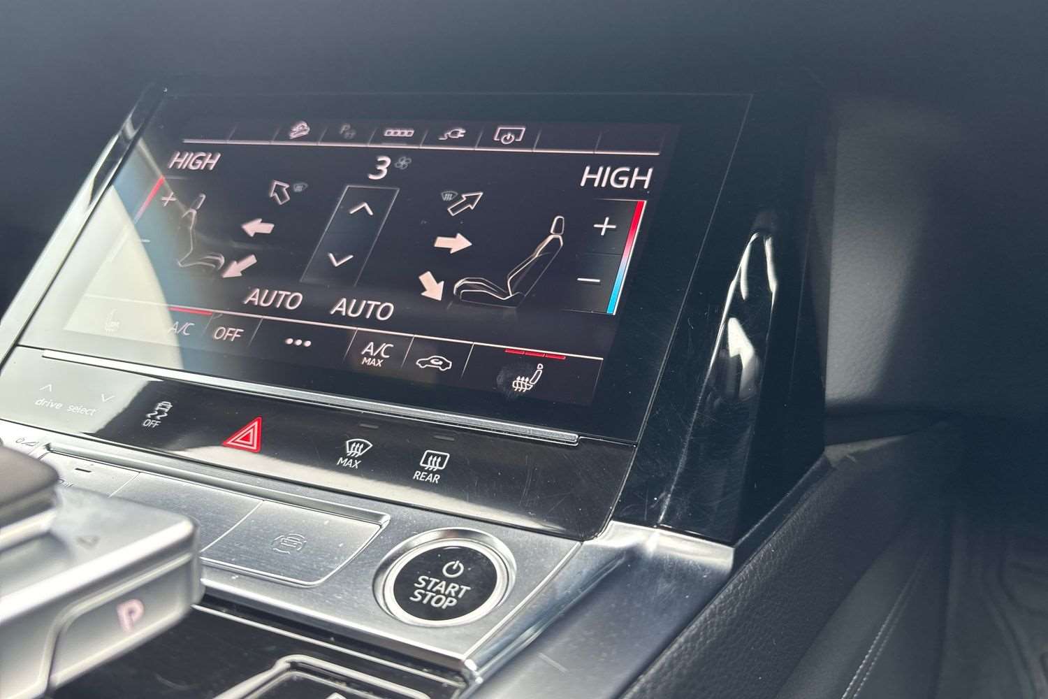 Used Audi Q8 2023 for sale - 78077082: Photo 30